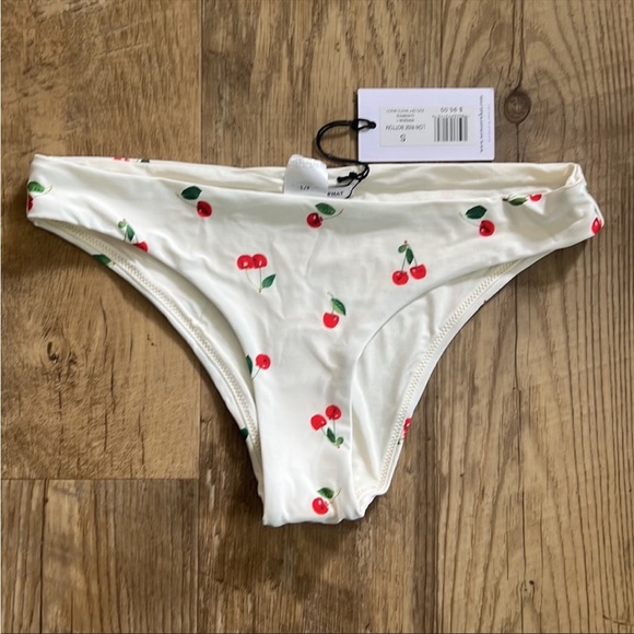 NWT 🍒 WEWOREWHAT Low Rise Bikini Bottoms Cherries White/Red - Picture 5 of 10